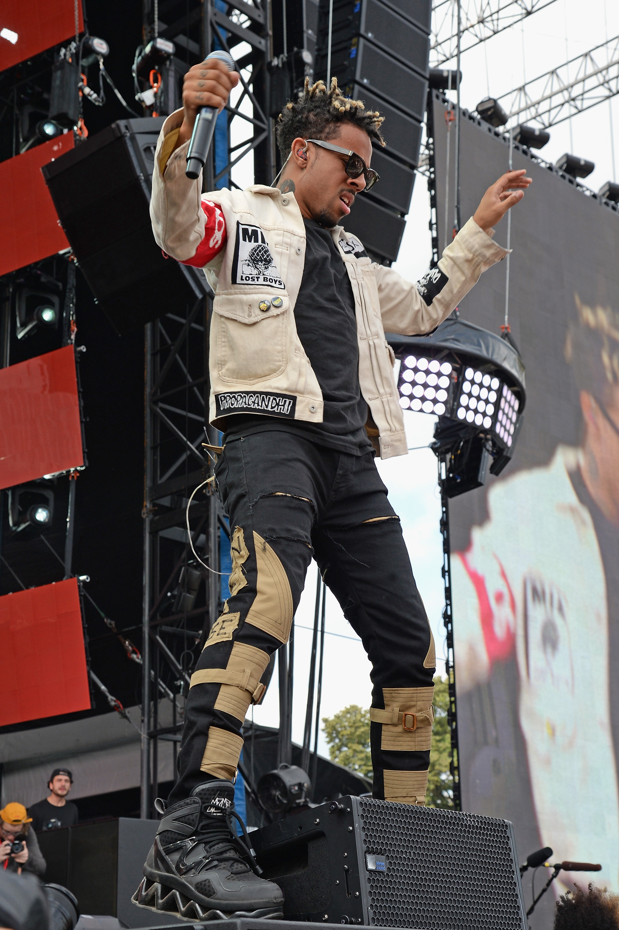 PHILADELPHIA, PA - SEPTEMBER 05: Vic Mensa performs onstage during the 2015 Budweiser Made in America Festival at Benjamin Franklin Parkway on September 5, 2015 in Philadelphia, Pennsylvania. (Photo by Kevin Mazur/Getty Images for Anheuser-Busch)