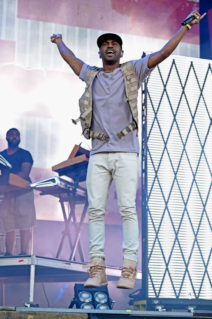 PHILADELPHIA, PA - SEPTEMBER 06: Rapper Big Sean performs onstage during the 2015 Budweiser Made in America Festival at Benjamin Franklin Parkway on September 6, 2015 in Philadelphia, Pennsylvania. (Photo by Kevin Mazur/Getty Images for Anheuser-Busch)