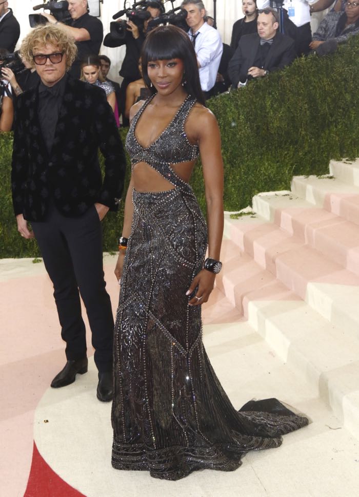 'Manus x Machina: Fashion In An Age Of Technology' Costume Institute Gala held at the Metropolitan Museum of Art Featuring: Naomi Campbell, designer Peter Dundas Where: New York City, New York, United States When: 02 May 2016 Credit: WENN.com **Not available for publication in Germany**
