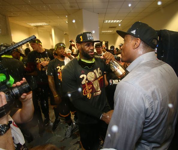 OAKLAND, CA - JUNE 19: LeBron James #23 of the Cleveland Cavaliers celebrates after winning Game Seven of the 2016 NBA Finals against the Golden State Warriors on June 19, 2016 at Oracle Arena in Oakland, California. NOTE TO USER: User expressly acknowledges and agrees that, by downloading and or using this photograph, user is consenting to the terms and conditions of Getty Images License Agreement. Mandatory Copyright Notice: Copyright 2016 NBAE (Photo by Nathaniel S. Butler/NBAE via Getty Images)