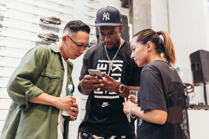 Alstublieft Vrijgekomen vooroordeel Fabolous, JR Smith, Victor Cruz & More Hit Nike x KITH Pop-Up Opening  [Photos] - Page 2 of 8 - The Latest Hip-Hop News, Music and Media | Hip-Hop  Wired