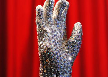 ArtDependence  Michael Jackson's Glove on Sale at Heritage Auctions