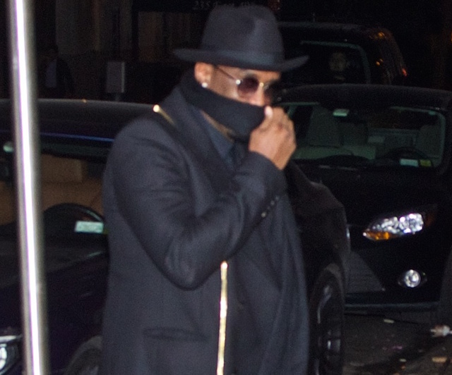 Sean Combs (AKA P. Diddy) spotted in Midtown Manhattan dining at Red Stixs