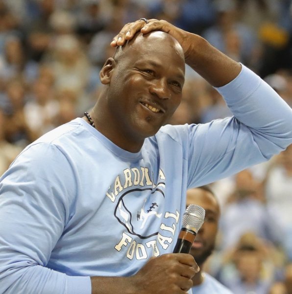 Michael Jordan Hands Out Turkey’s To Hurricane Florence Victims | The ...