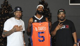 Baron Davis hosts Black Santa Celebrity Basketball Fundraiser