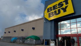 Cuyahoga Falls, OH - Customers camp outside of Best Buy in anticipation of Black Friday sales