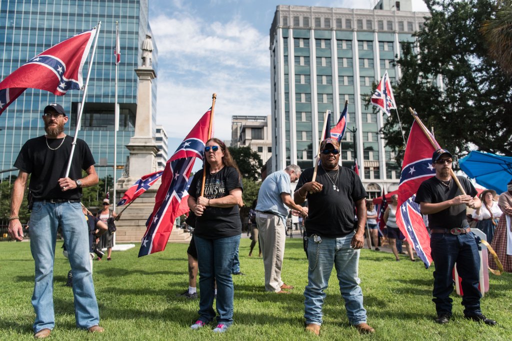 Activists Raise Confederate Flag At SC Statehouse 2 Years After Its Removal