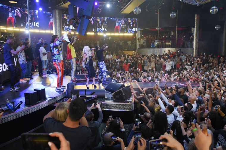Cardi B & Migos at Drai’s Nightclub 13