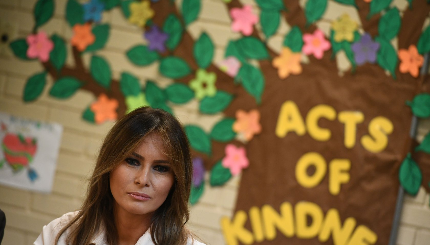 TOPSHOT-US-POLITICS-IMMIGRATION-MIGRANTS-MELANIA