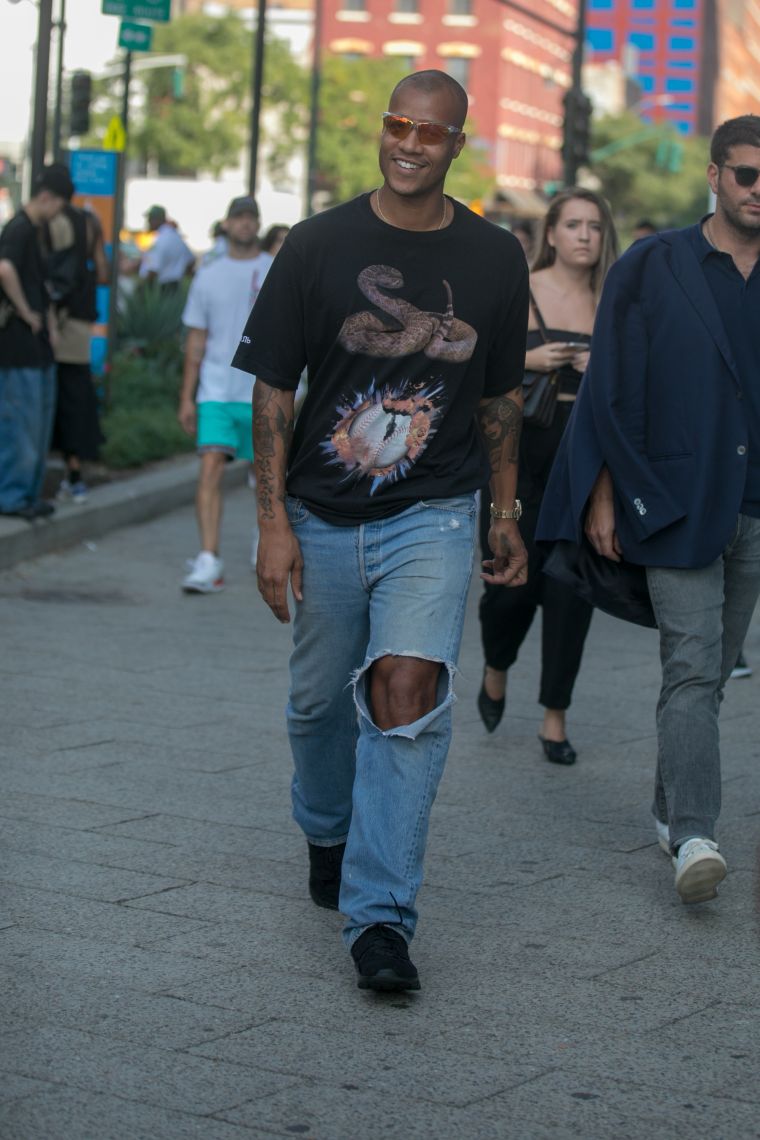 Street Style – New York Fashion Week September 2018 – Day 2