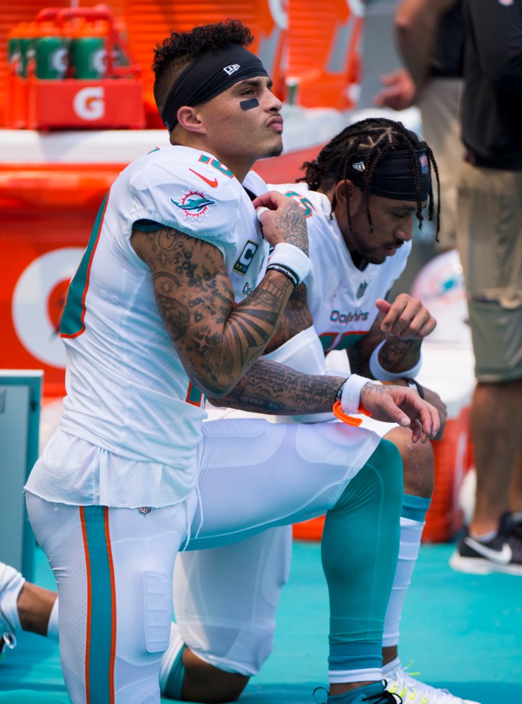 NFL: SEP 09 Titans at Dolphins