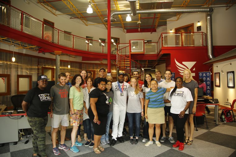 Jeezy spends his week giving back to the youth.