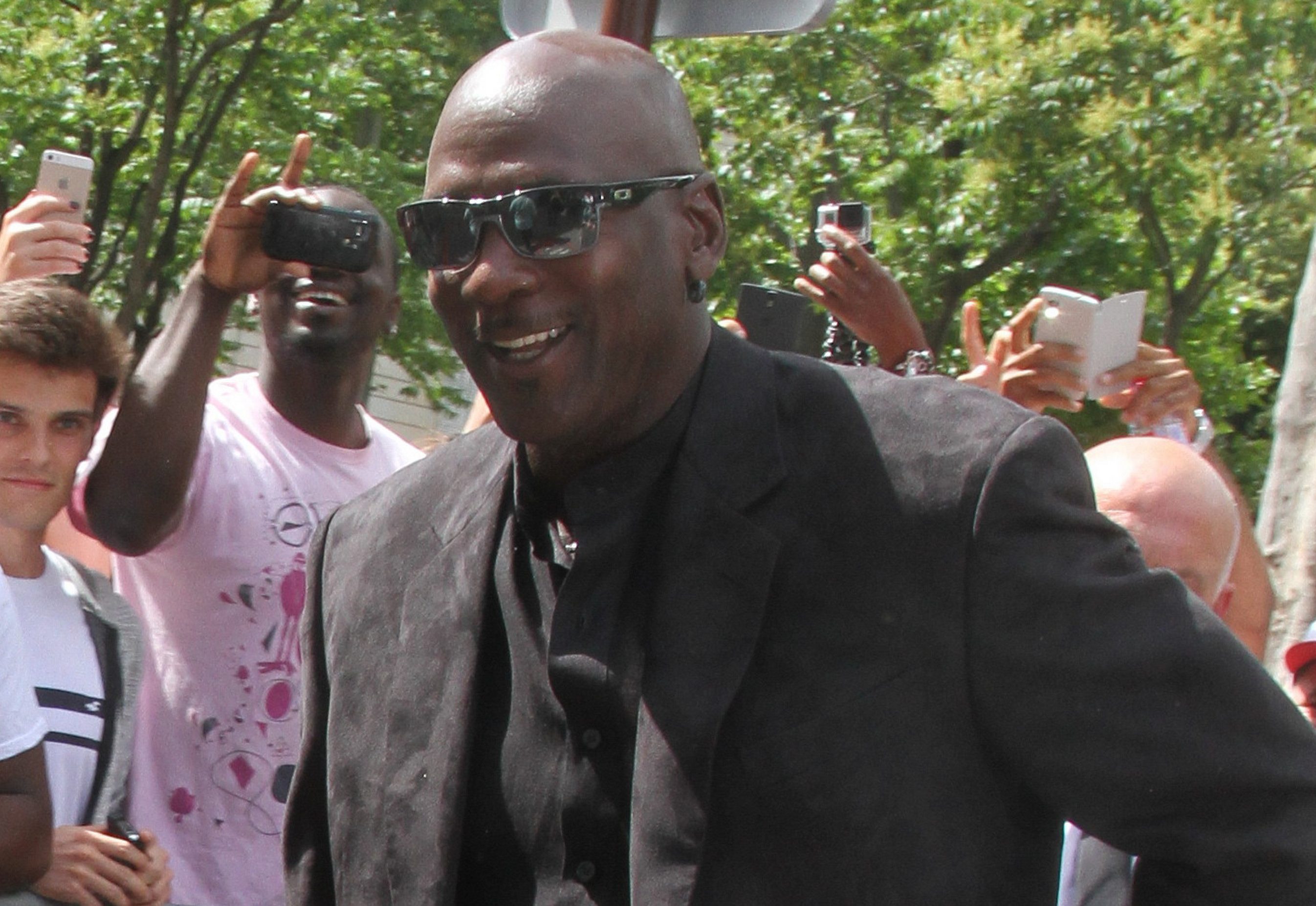 Michael Jordan arrives at Palais de Tokyo for a press conference