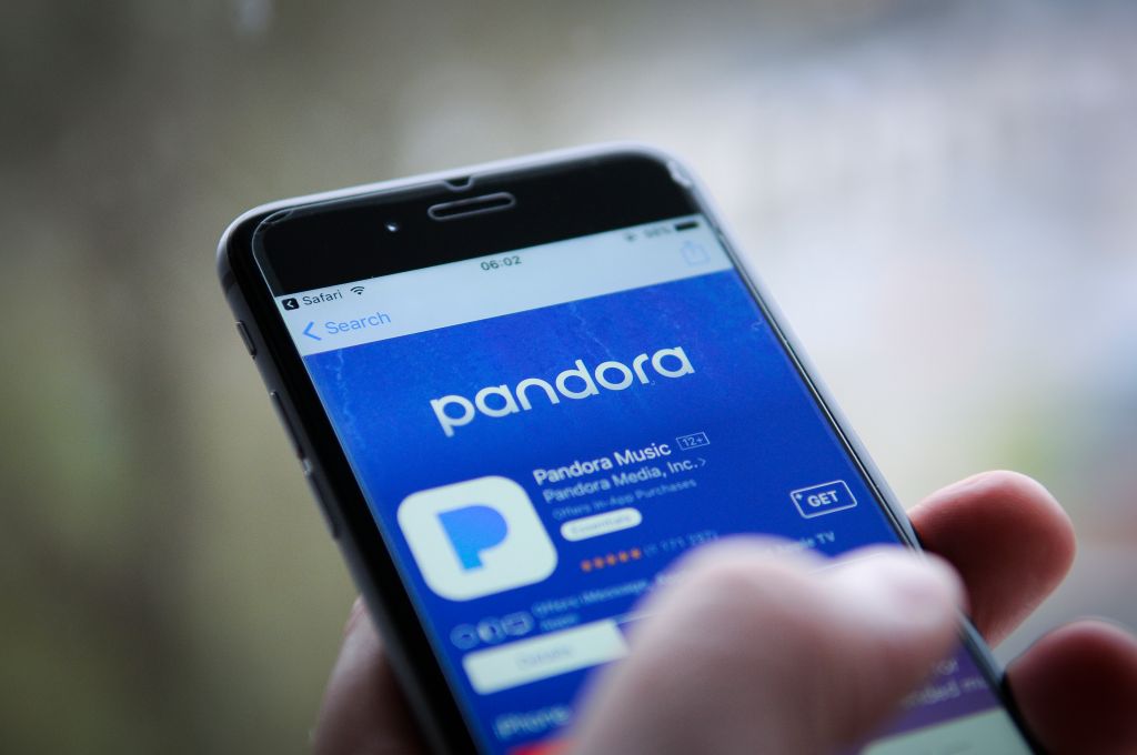 Pandora bought by SiriusXM