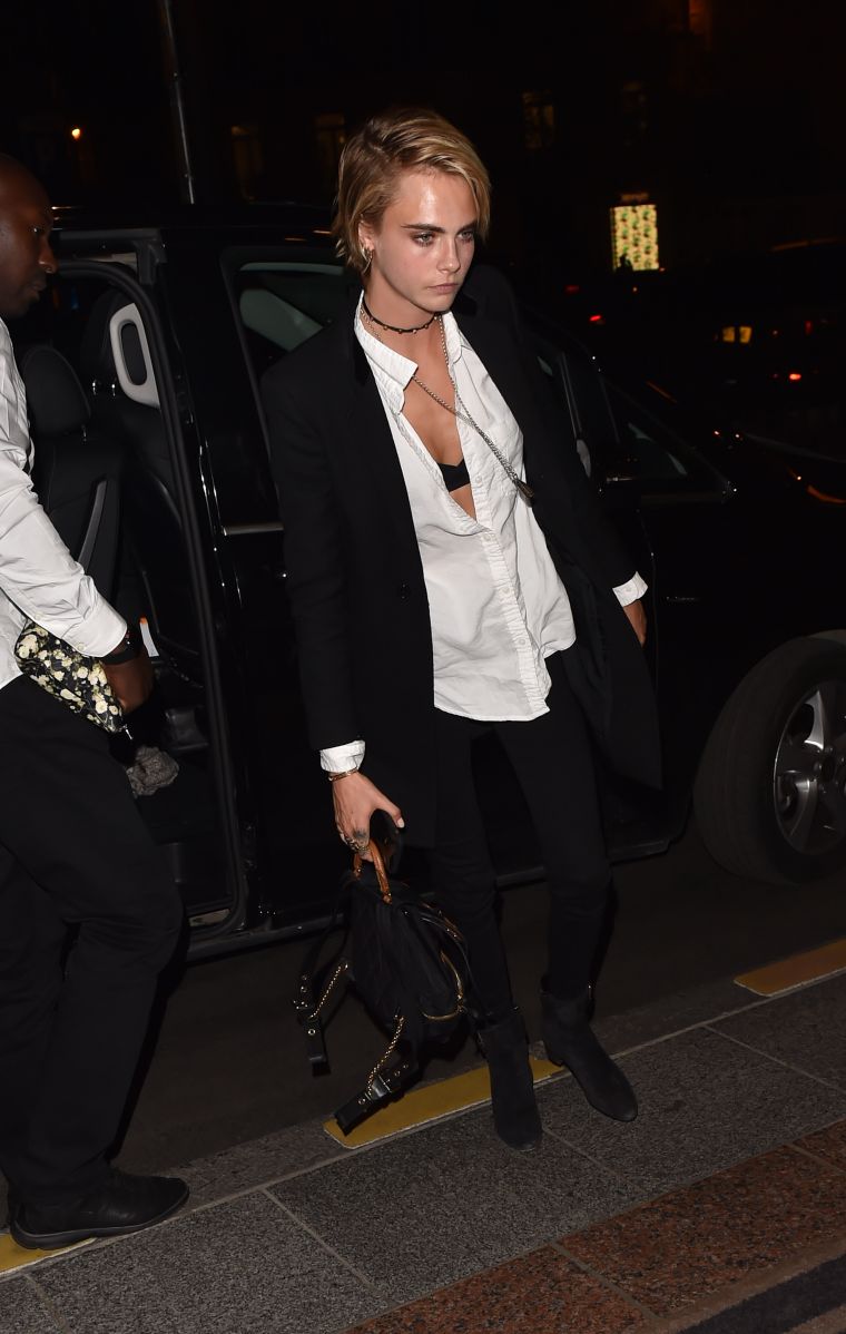 Cara Delevingne gives us exhausted rockstar.