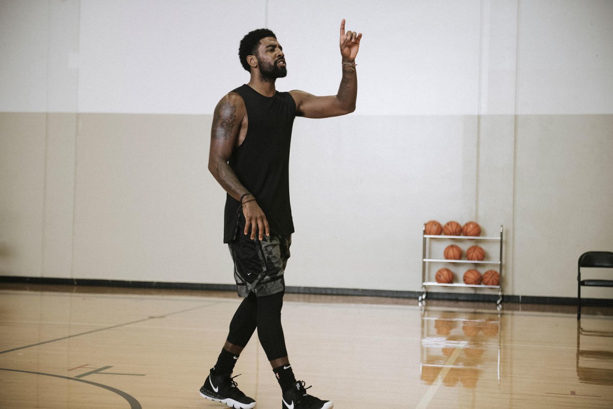 Nike KYRIE 5