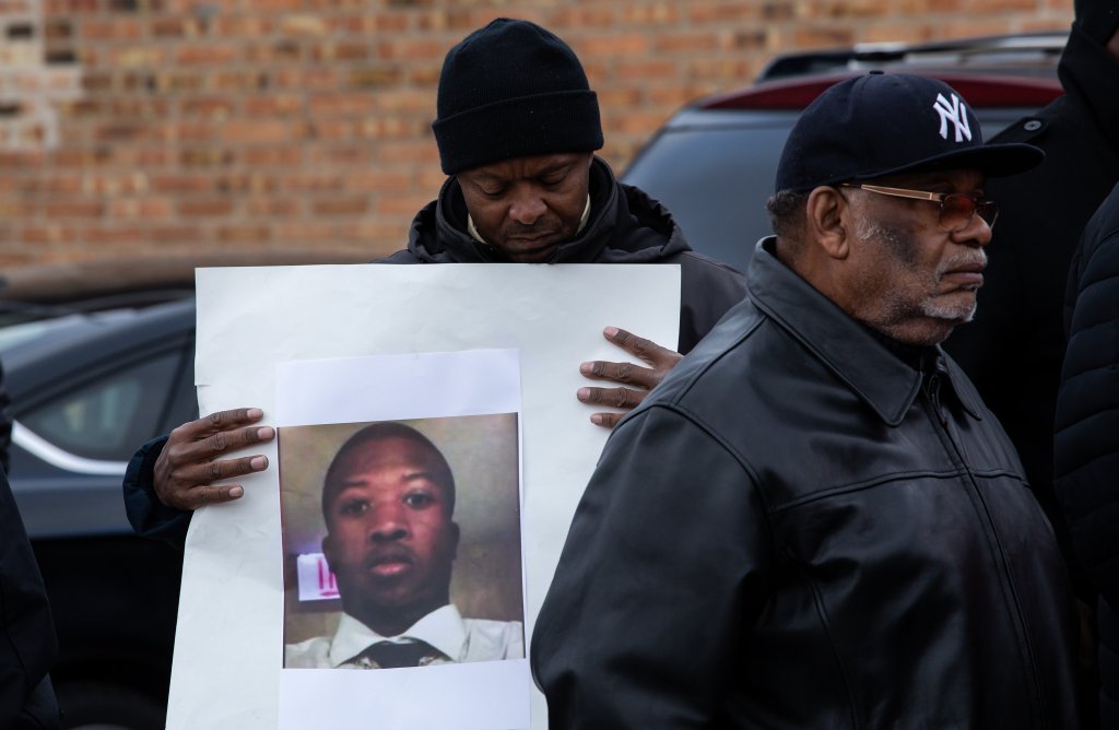 Friends, family remember Jemel Roberson, security guard fatally shot by cop