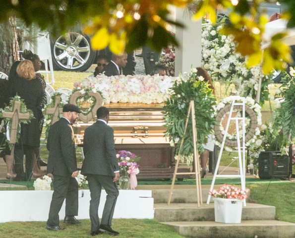 Kim Porter Funeral