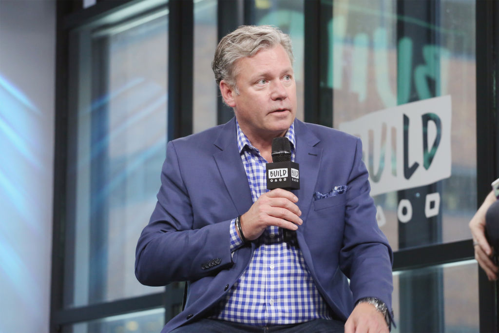 Build Presents Chris Hansen Discussing 'Crime Watch Daily'