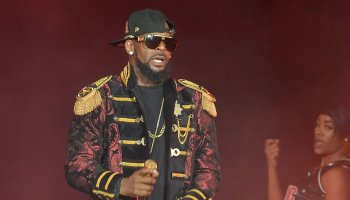 R Kelly performs live in concert