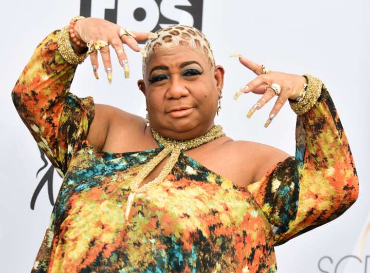 What y'all think about Luenell's 2019 SAG look?
