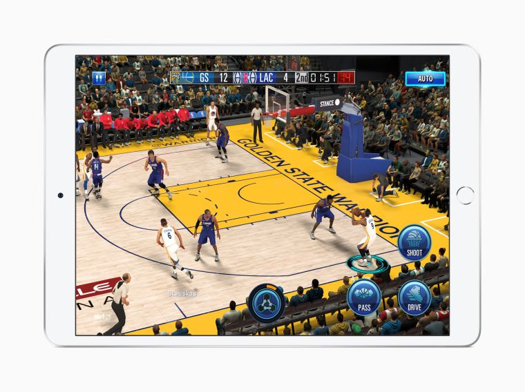 'NBA 2K19' running on iPad Air