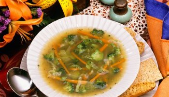 1990s VEGETABLE SOUP IN...