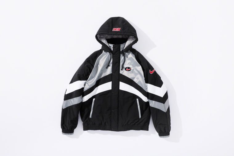 SUPREME X NIKE COLLECTION