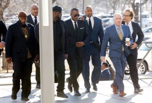 R. Kelly Back In Court For Aggravated Sexual Abuse Charges