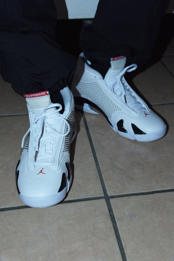 Supreme x Air Jordan 14