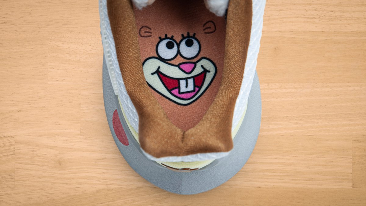 Nike Kyrie/SpongeBob SquarePants