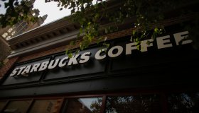 racism-Starbucks-US-POLITICS-RACISM-EDUCATION-STARBUCKS