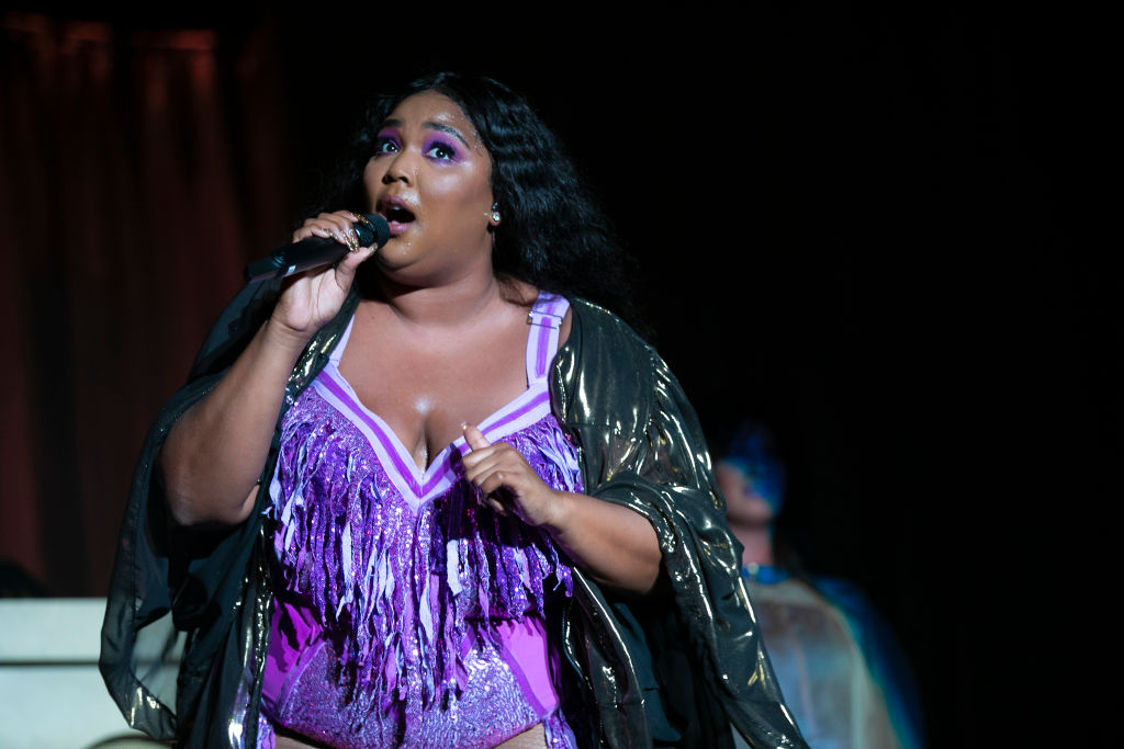 Twitter Checks Lizzo For Accusing Postmates Driver of Stealing Food