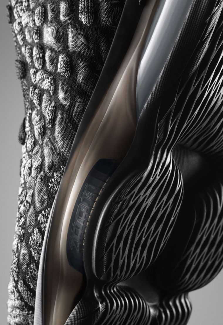 LeBron James - Nike LEBRON XVII