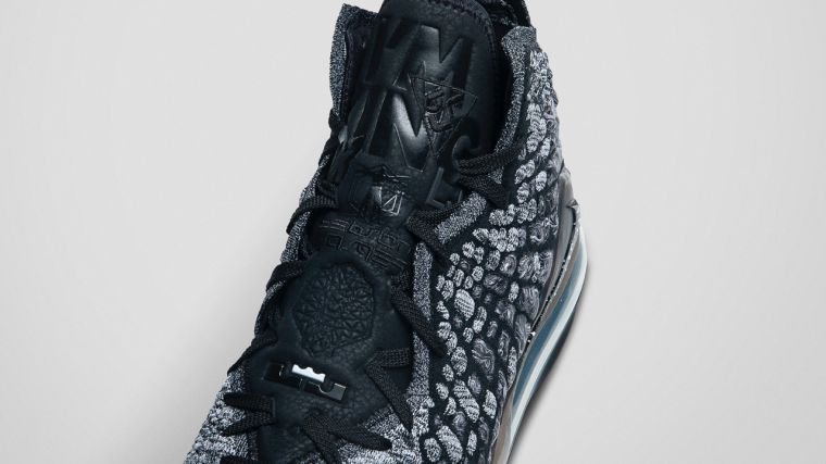 LeBron James - Nike LEBRON XVII