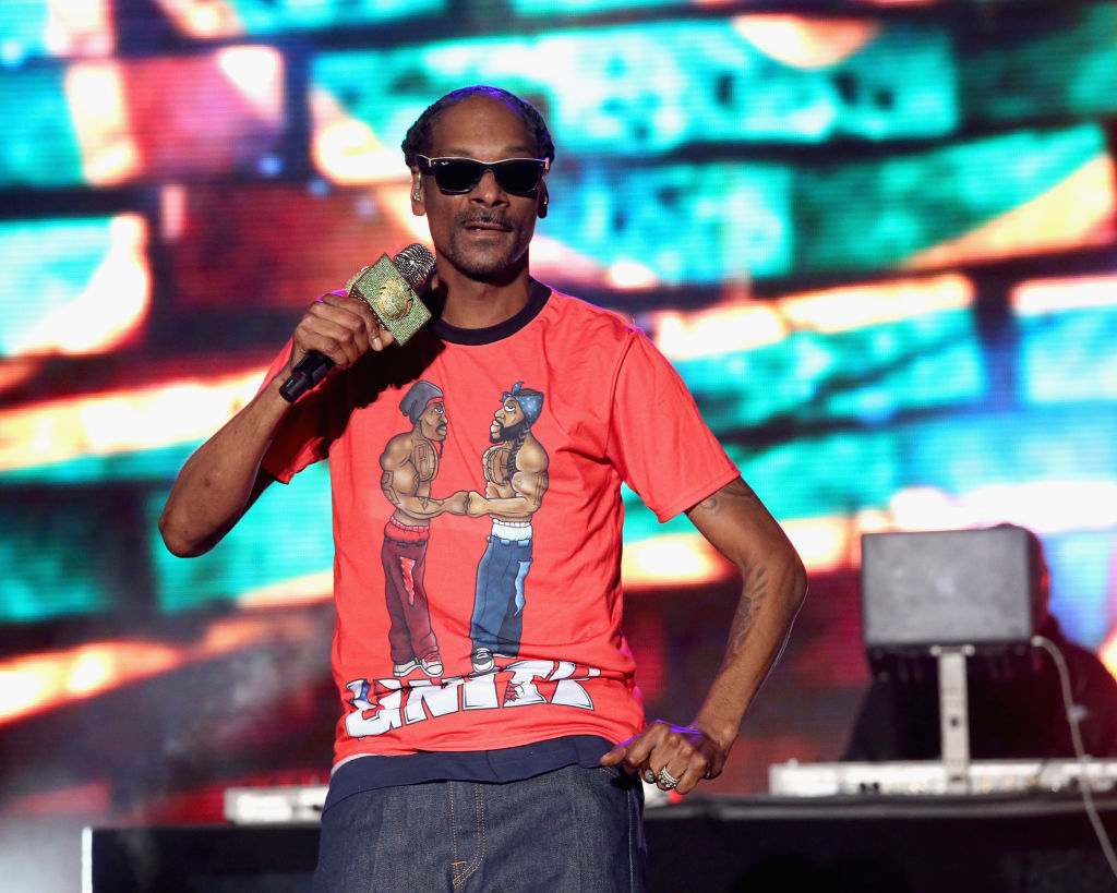 University of Kansas Apologizes For R-Rated Snoop Dogg Performance
