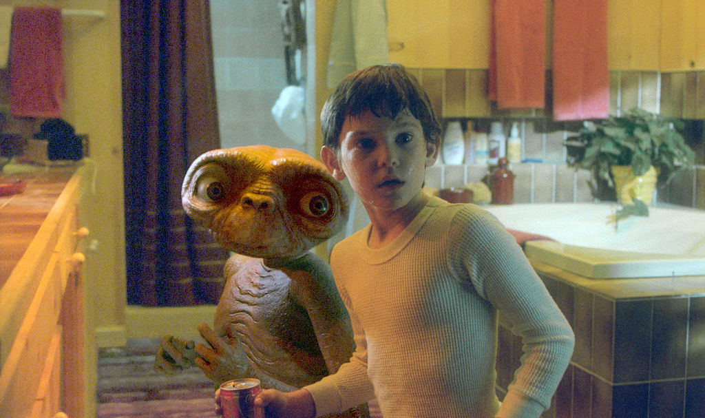 On the set of E.T. the Extra-Terrestrial