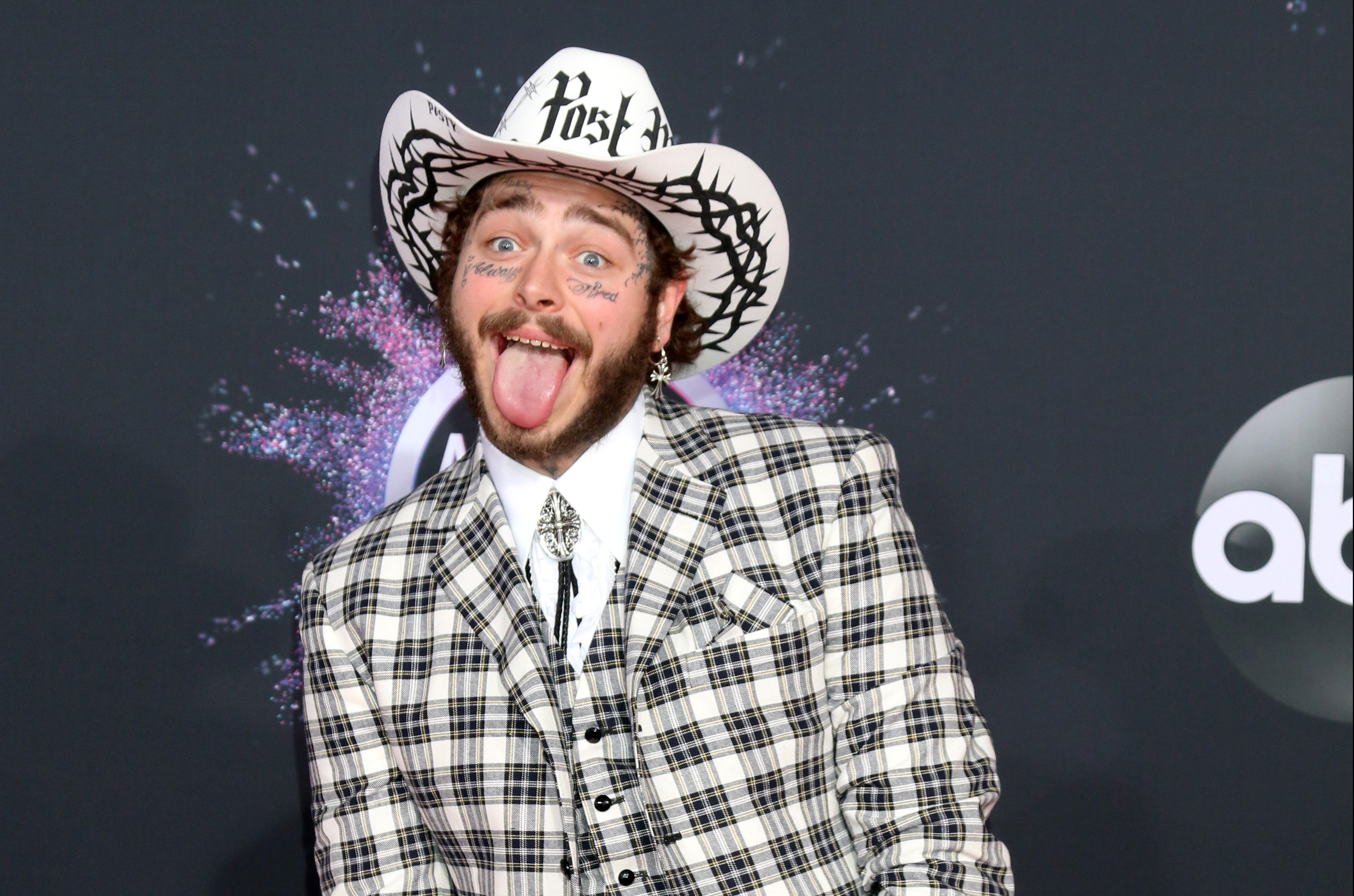 47th American Music Awards - Arrivals