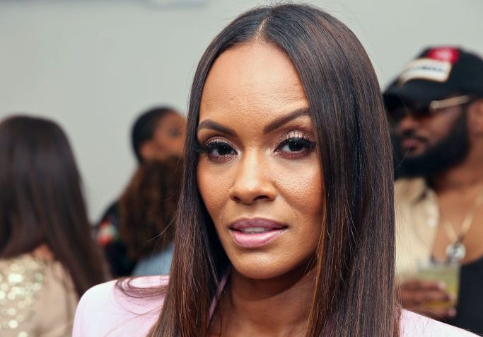 Jennifer Williams Hosts Classy Girl Wardrobe Sip & Shop