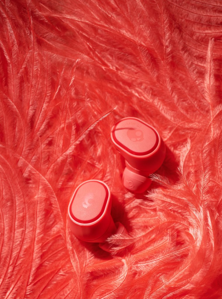 Skullcandy Valentine’s Day Release (2/5): Limited Edition February Coral Capsule with Ari Lennox