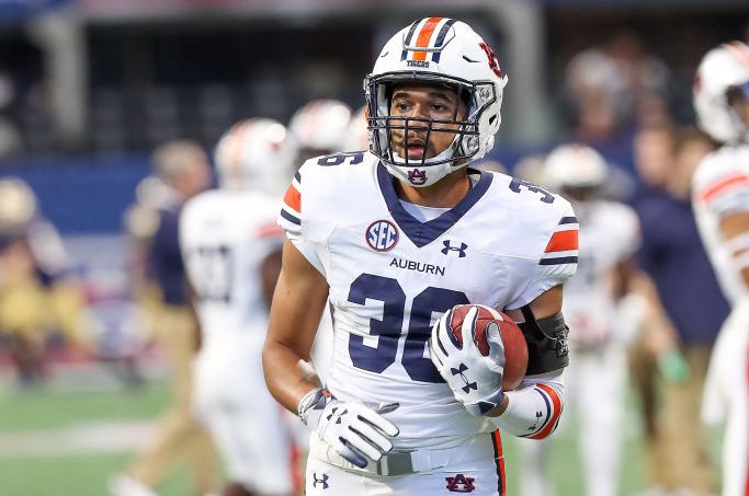 COLLEGE FOOTBALL: SEP 01 Chick-fil-A Kickoff Classic - Auburn v Washington