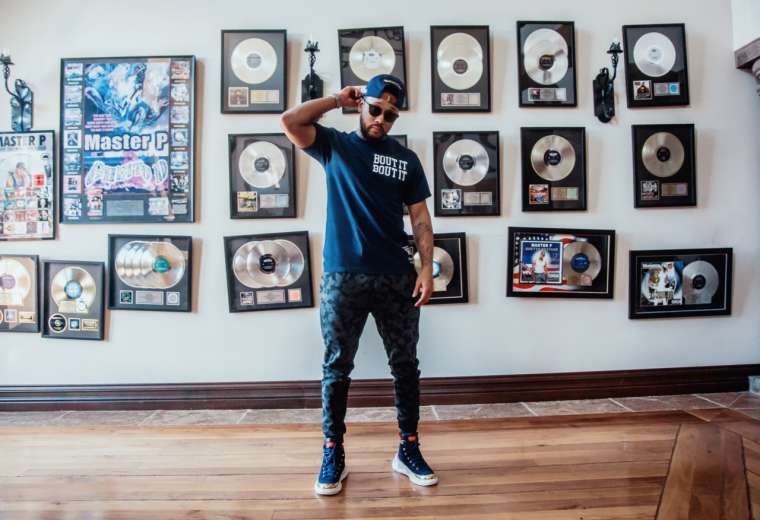 Mitchell & Ness Partner x Bleacher Report