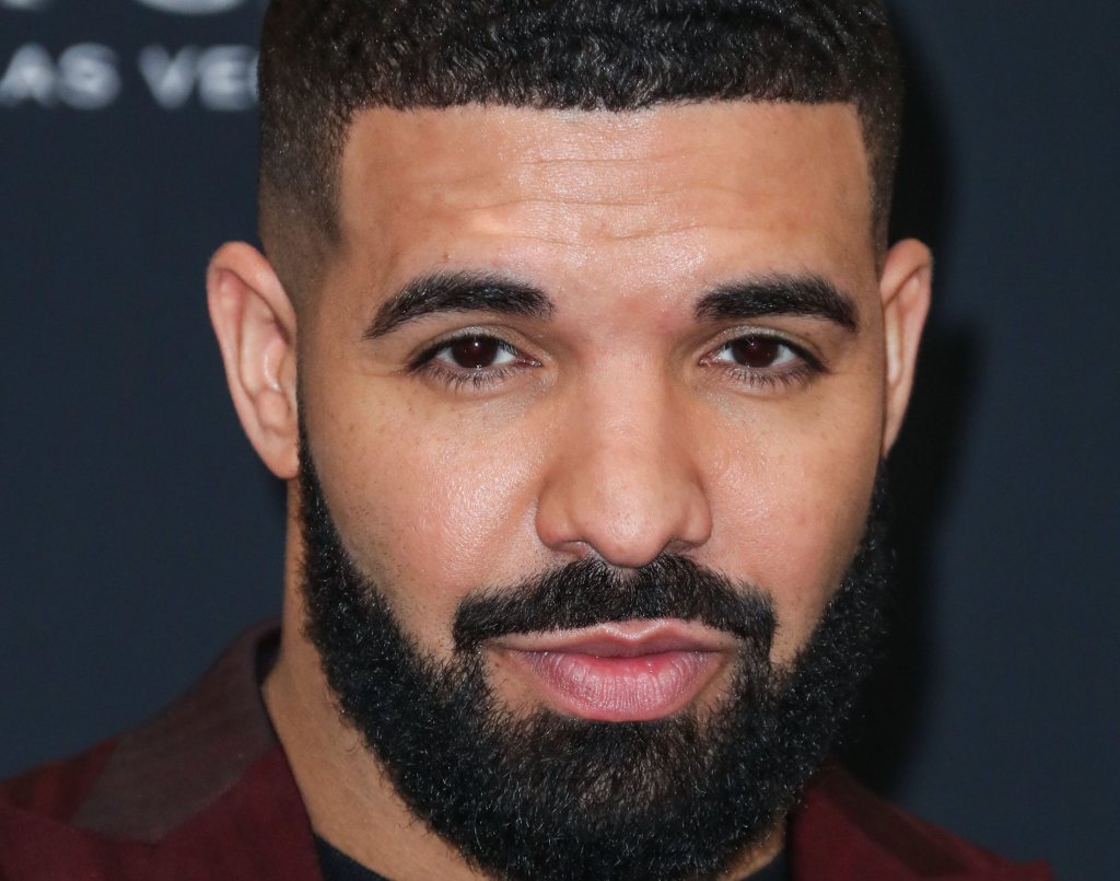 (FILE) Drake Makes Historic Debut at No. 1 on Billboard Hot 100 With &apos;Toosie Slide&apos;. He becomes the...
