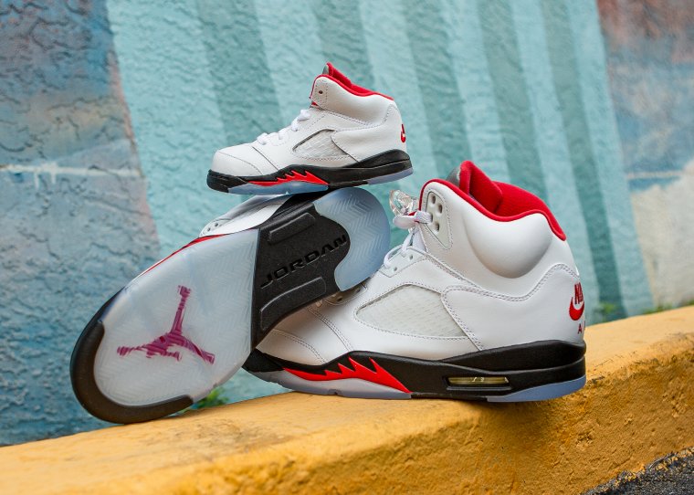 Air Jordan 5 Retro Fire Red