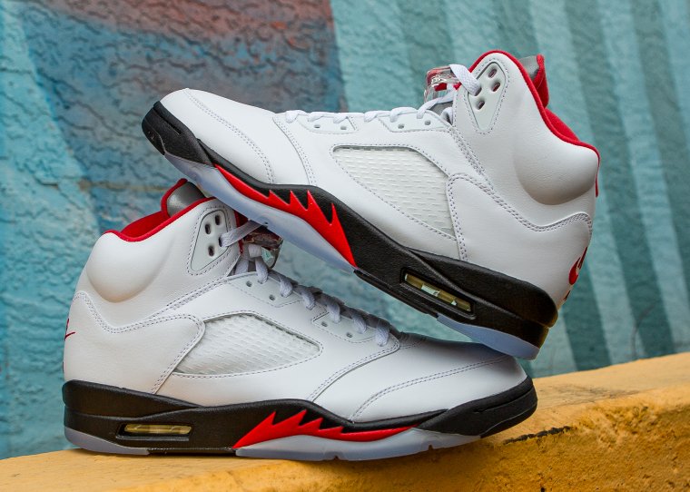 Air Jordan 5 Retro Fire Red