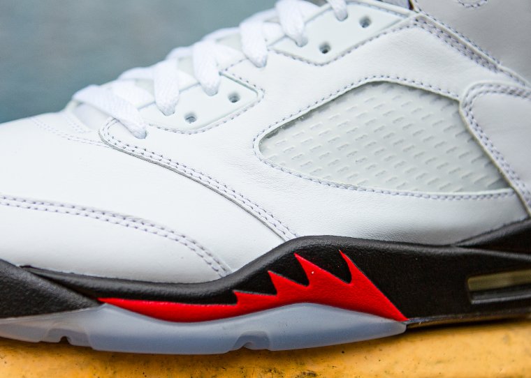 Air Jordan 5 Retro Fire Red