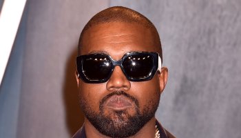 Kanye West at the 2020 Vanity Fair Oscar Party at Wallis Annenberg Center for the Performing Arts