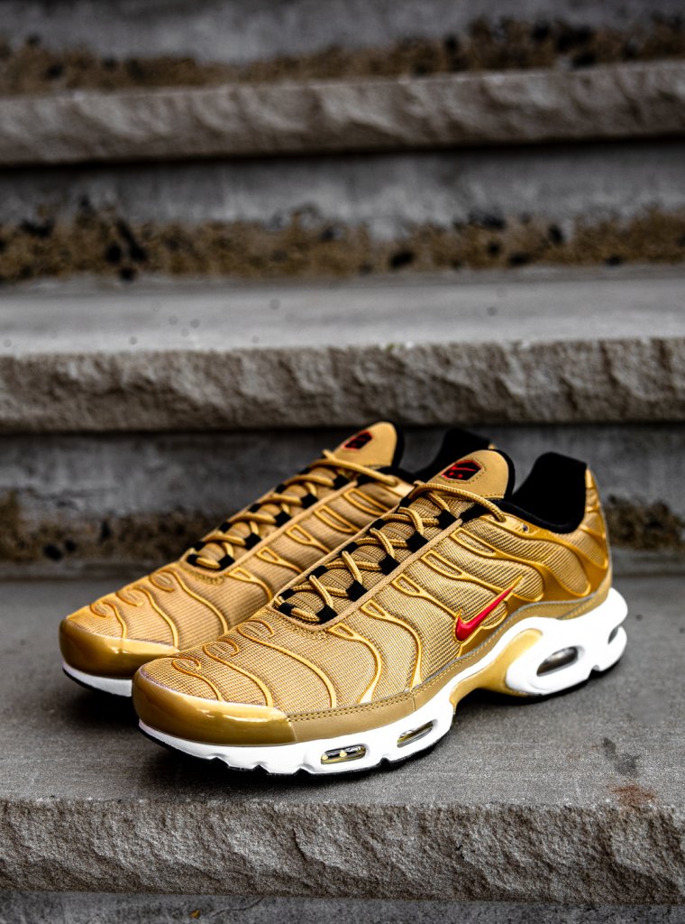 Air Max Plus "Gold Bullet"