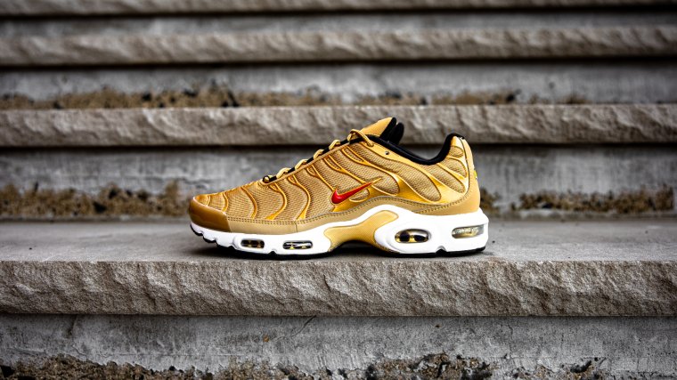 Air Max Plus "Gold Bullet"