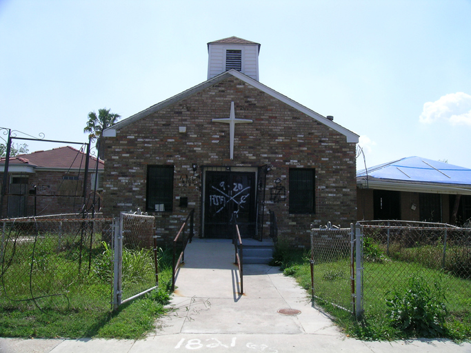 Facade of an abandoned chapel in Louisiana